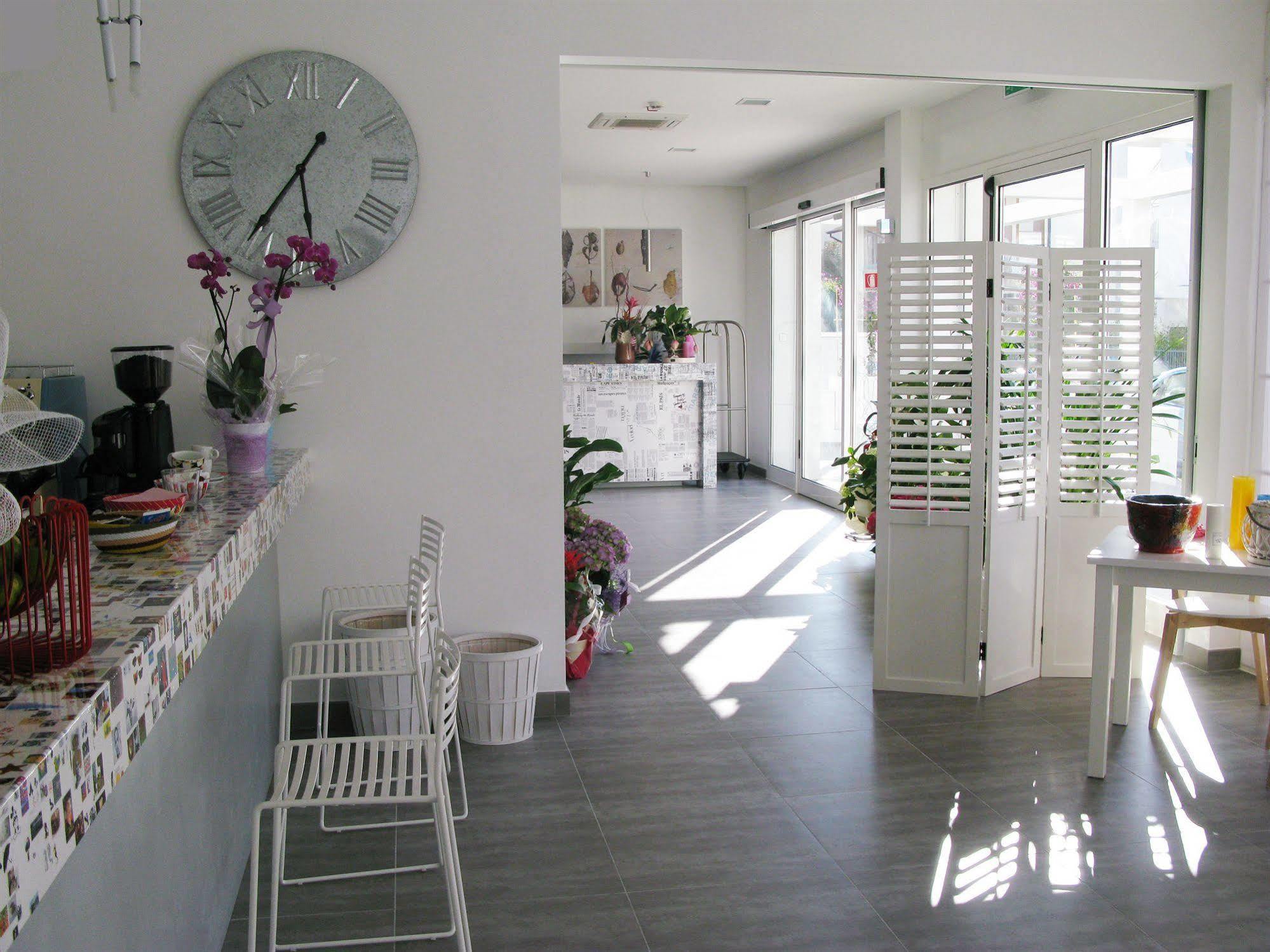 Maree Hotel Cesenatico Eksteriør billede