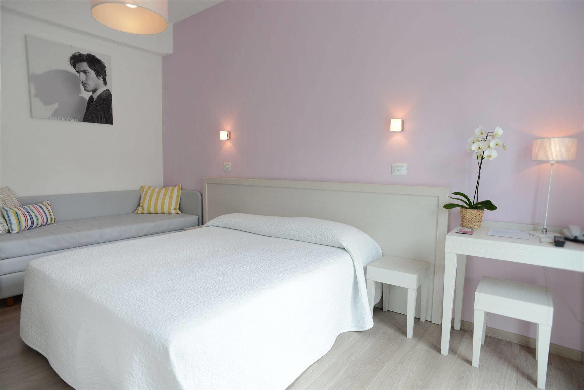 Maree Hotel Cesenatico Eksteriør billede